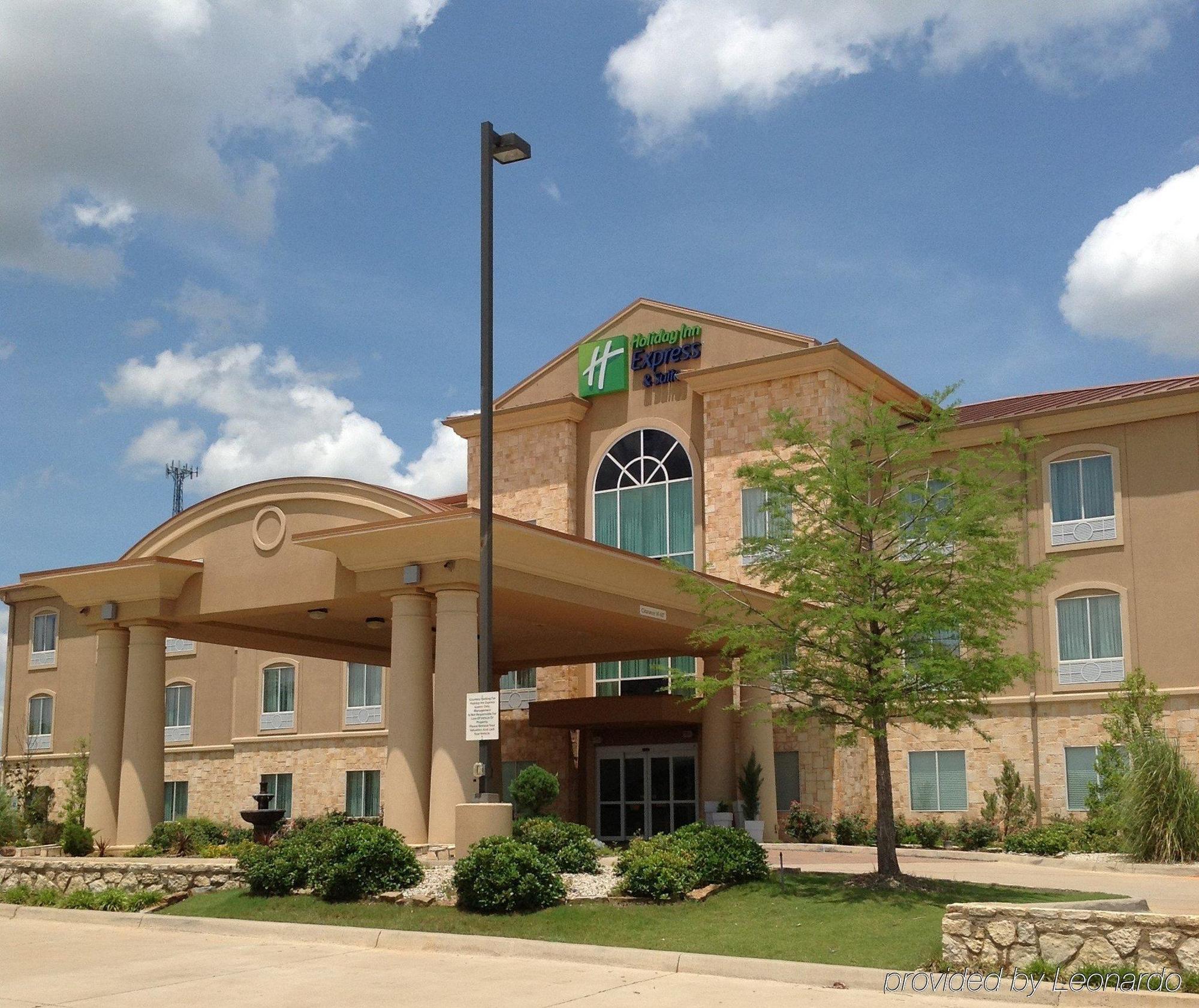 Holiday Inn Express Glen Rose By Ihg Exterior photo