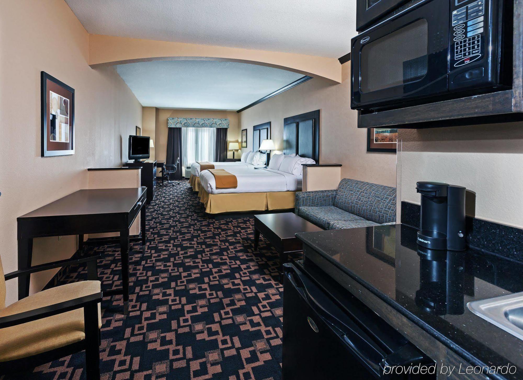 Holiday Inn Express Glen Rose By Ihg Exterior photo